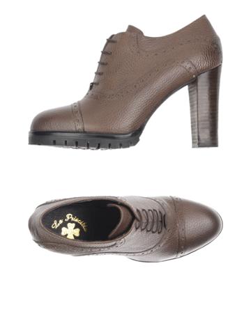 La Priscilla Lace-up Shoes