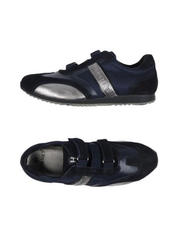 Hornet Sneakers