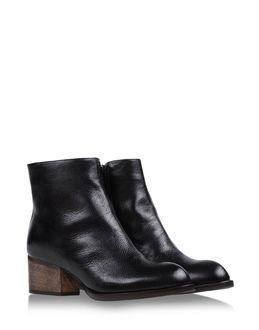 Ellen Verbeek Ankle Boots