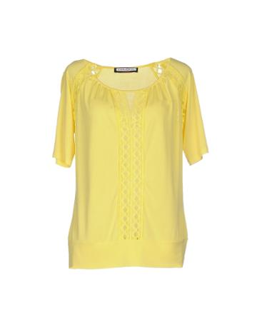 Carlo Pik T-shirts