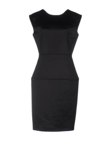Suzanne Susceptible Knee-length Dresses