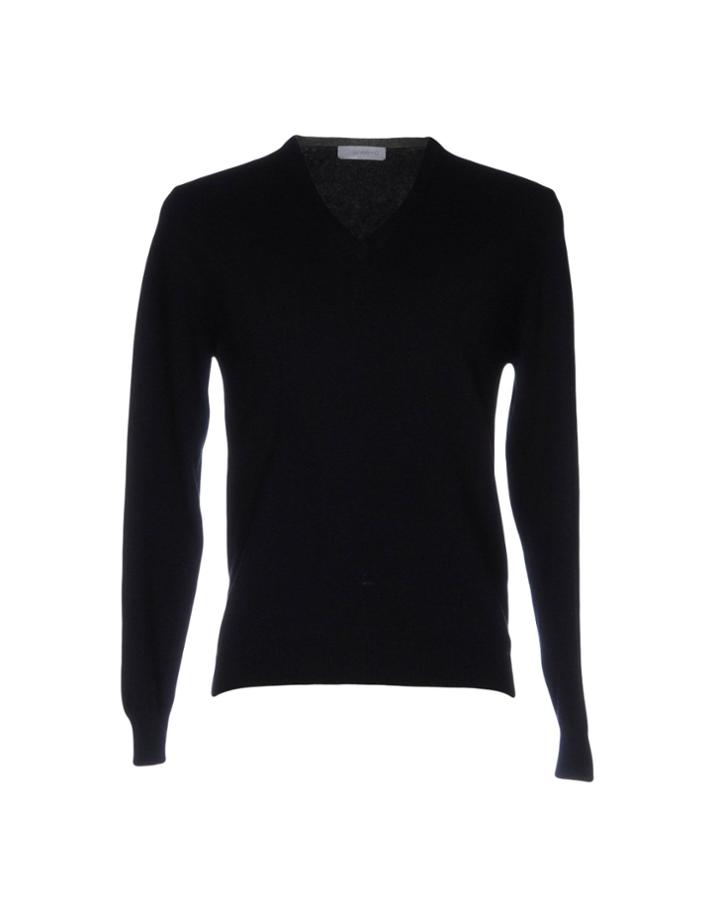 Unee+o Sweaters