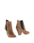 Vanessa Bruno Athe' Ankle Boots