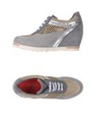 Pas De Rouge Sneakers
