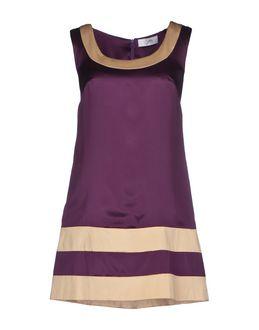 Geen Short Dresses