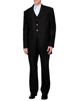 Principe Franz Suits