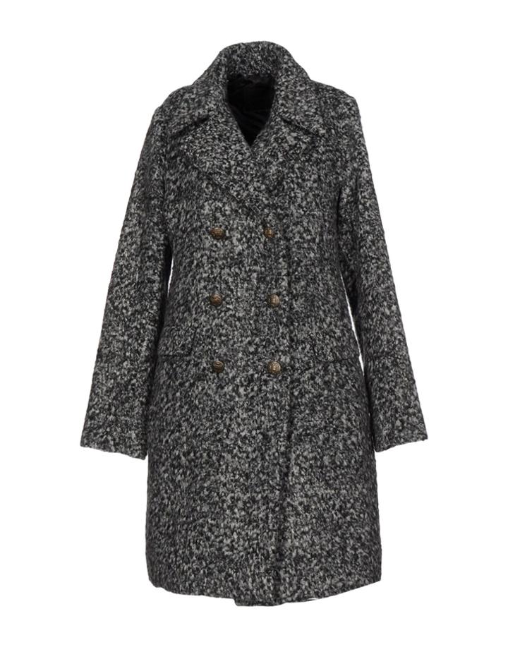 Sera Nera Coats