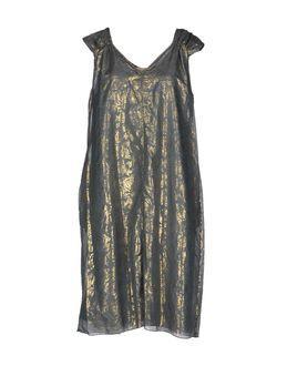 Momon  Knee-length Dresses