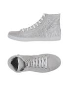 Onako' Sneakers