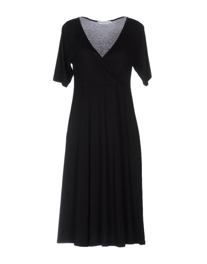 Mariapola&reg; Knee-length Dresses