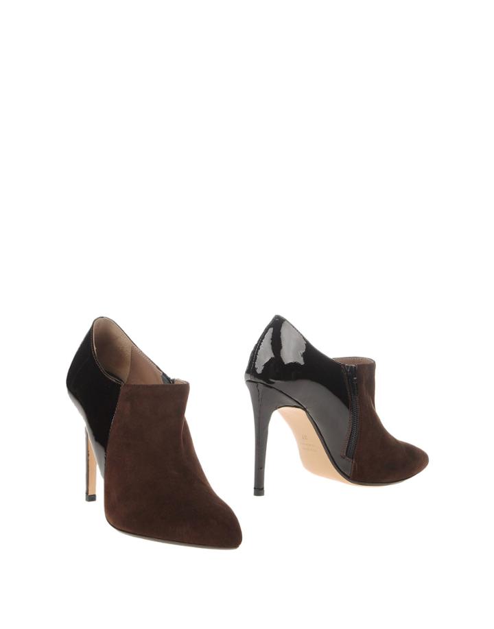 1,618 Booties
