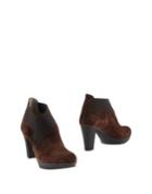 Laur N Ankle Boots