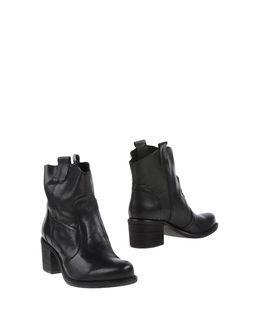 Fabbrica Morichetti Ankle Boots