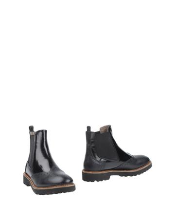 Silvia Rossi Ankle Boots