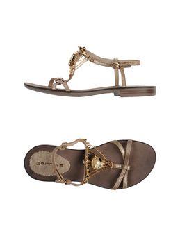 Garrice Sandals
