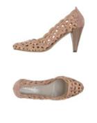 Latitude Femme Pumps
