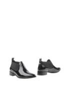Si By Sinela Booties