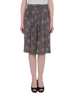 Soho De Luxe Knee Length Skirts