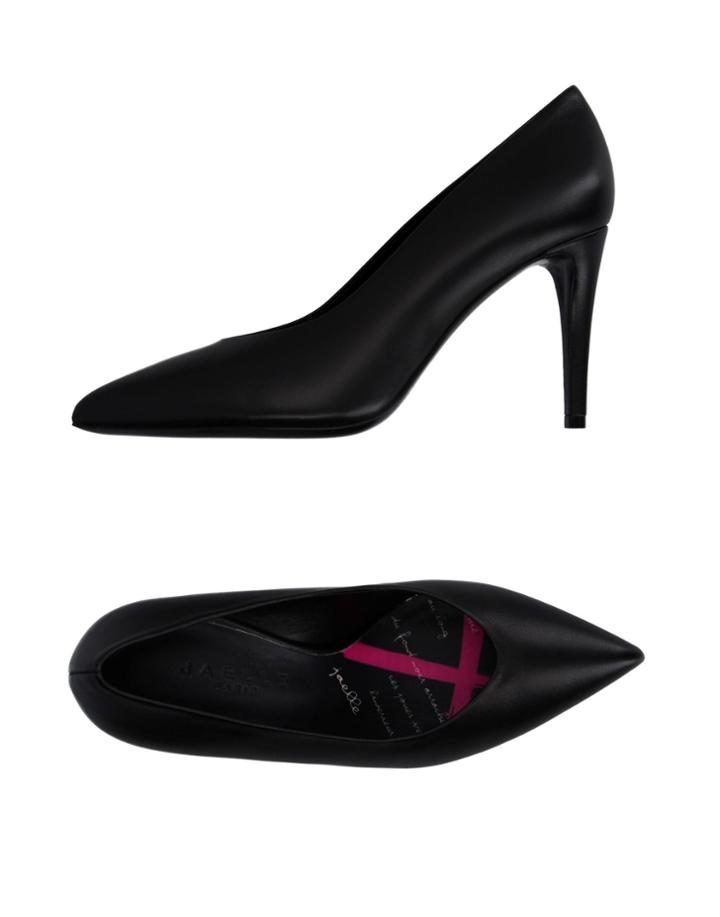 Jaelle Paris Pumps