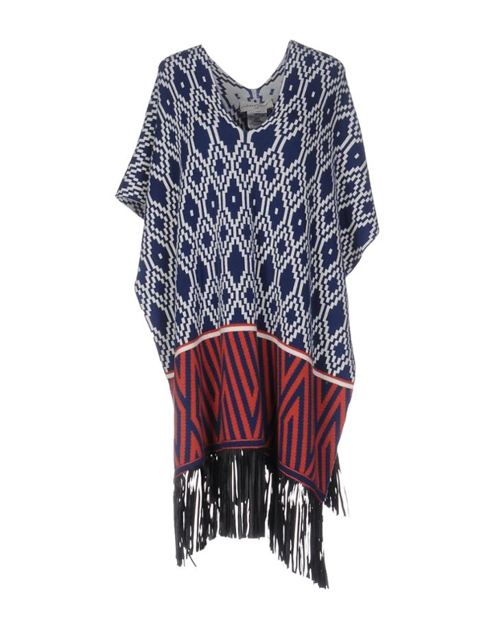 Antonia Zander Capes & Ponchos