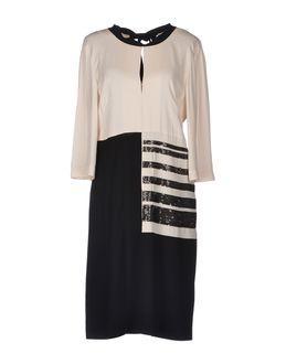 .  La Fois. Knee-length Dresses