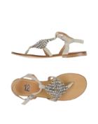 Tsd12 Twelve Shoes Division Toe Strap Sandals