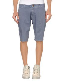 Reign Bermudas