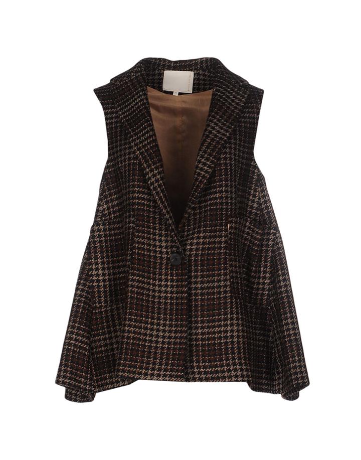 Trou Aux Biches Capes