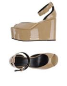 C Line Sandals
