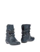 Refresh Ankle Boots
