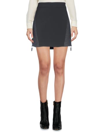 Frauenschuh Mini Skirts