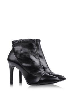 Pedro Garc A Ankle Boots