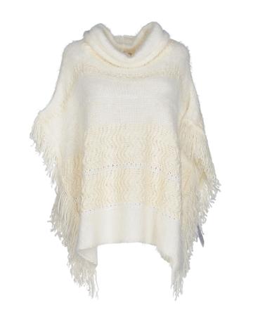 Annarita N. Capes & Ponchos