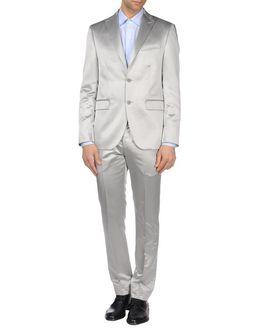 Gai Mattiolo Suits