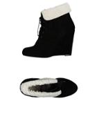 Candela Lace-up Shoes