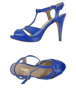 Salvadorsapena Sandals