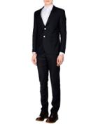 Suithomme Suits