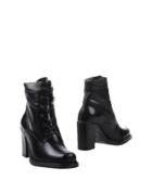 Salita Ankle Boots