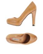 Maria Mare Pumps