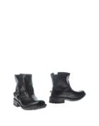 Hap Ankle Boots