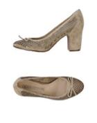 Luca Stefani Pumps