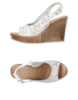 La Mora Sandals