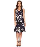 Vince Camuto - Printed V-neck Bodycon Dress With Flounce At Hem