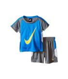 Nike Kids - Swoosh Gfx Short Sleeve Shorts Set
