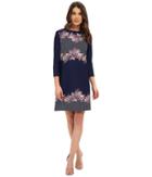 Donna Morgan - 3/4 Sleeve Scuba Shift Dress