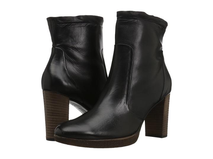 Paul Green - Omega Boot