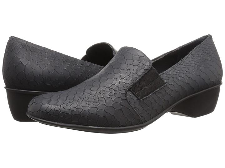 Walking Cradles - Teri