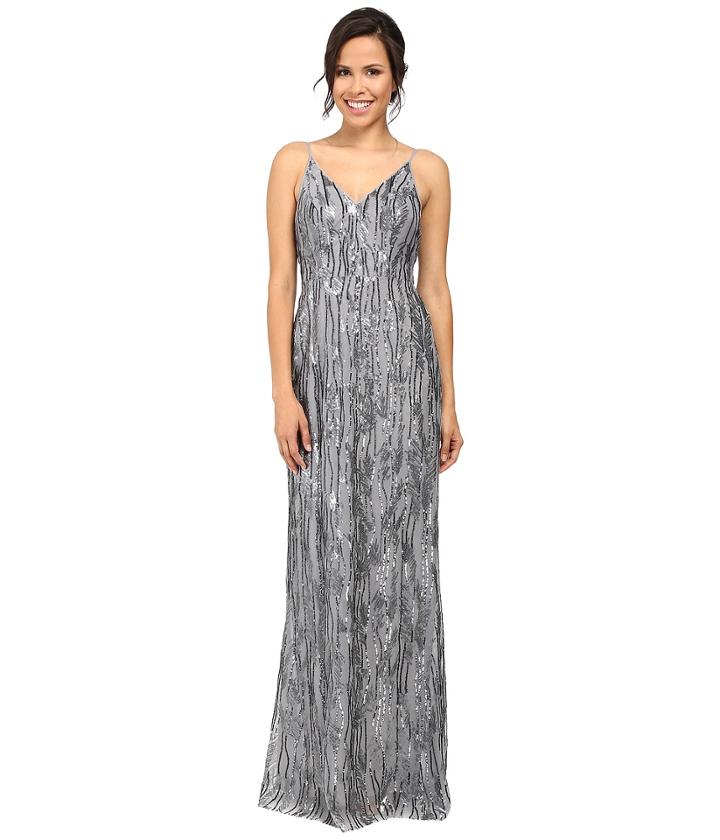 Donna Morgan - Deep V-neck Fitted Dress