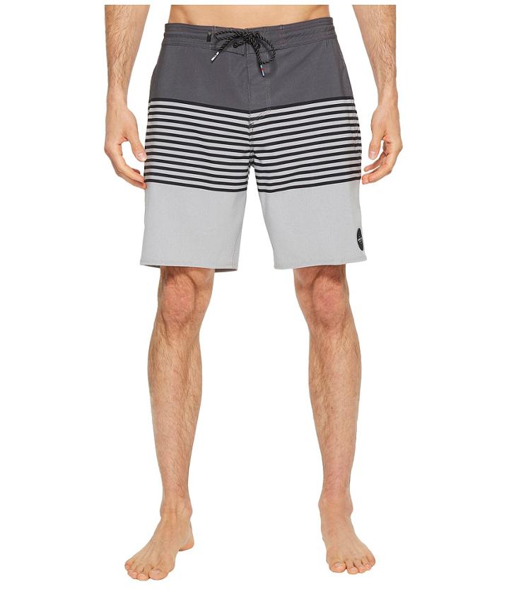 Quiksilver - Revoultion 19 Boardshorts
