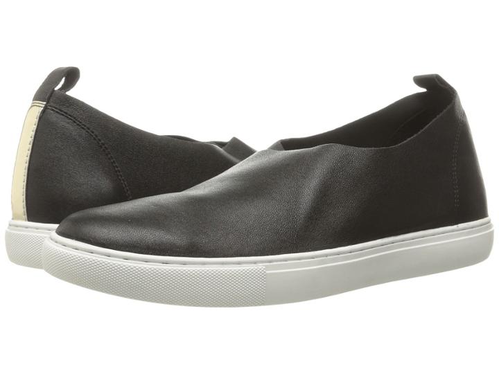 Kenneth Cole New York - Kathy